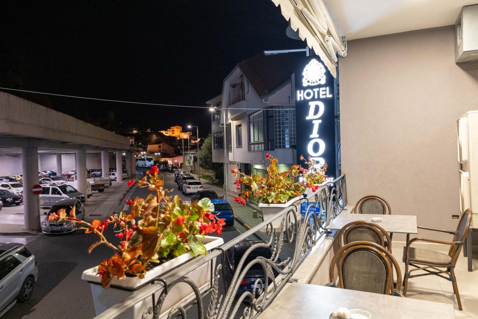 Dior 4* Krujë
